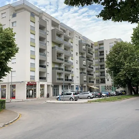 Διαμέρισμα D Happy Place Τρέμπινιε